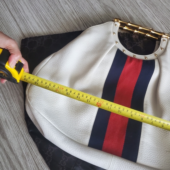 Gucci Leather Handbag - Picture 15 of 16